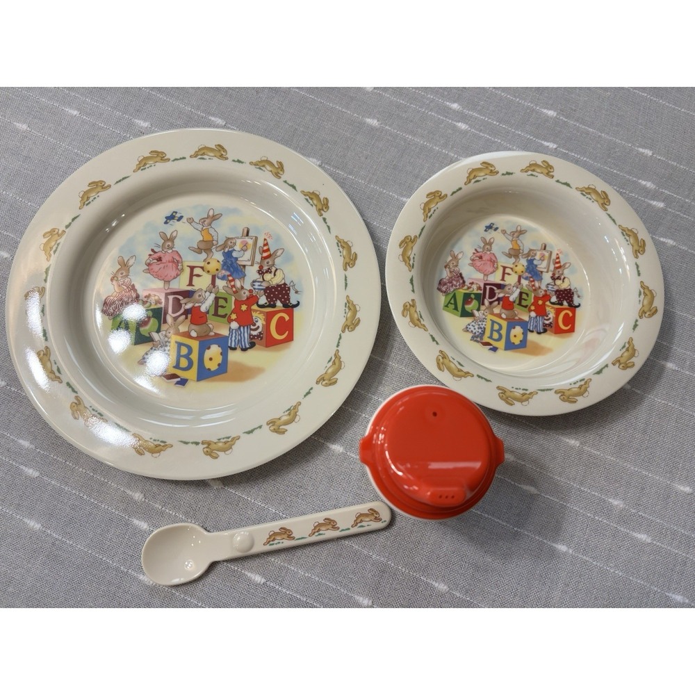 Royal Doulton Bunnykins 4 Pc Kids Child Melamine Dinner Set Plate Bowl Spoon EUC